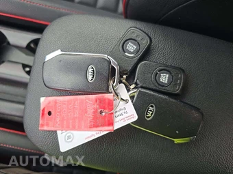 2021 Kia Forte GT – miniatura 8