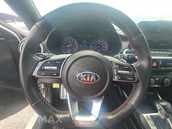 2021 Kia Forte GT – miniatura 10