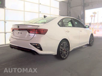 2021 Kia Forte GT – miniatura 4