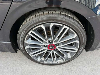 2021 Kia Forte GT - miniatura 18