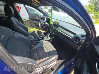 2021 Kia Forte GT-Line - miniatura 18