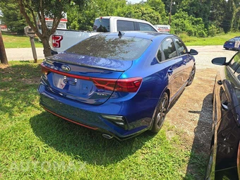 2021 Kia Forte GT-Line - miniatura 3