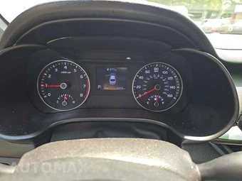 2021 Kia Forte GT-Line - miniatura 9