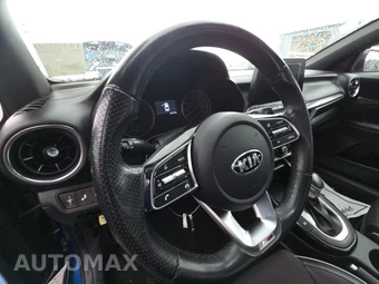 2021 Kia Forte GT-Line - miniatura 10