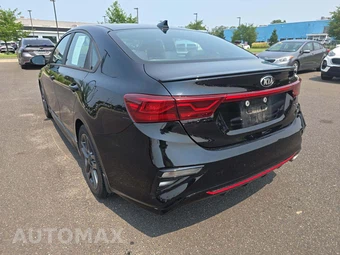2021 Kia Forte GT-Line – miniatura 2