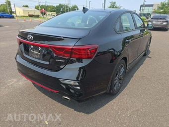 2021 Kia Forte GT-Line – miniatura 3