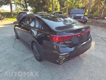 2021 Kia Forte GT-Line - miniatura 2