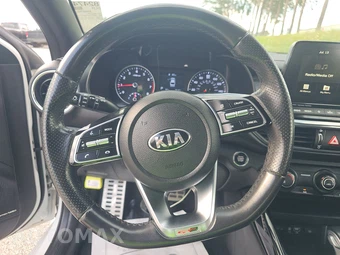 2021 Kia Forte GT-Line – miniatura 16