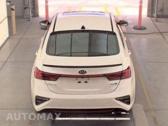 2021 Kia Forte GT-Line – miniatura 6