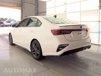 2021 Kia Forte GT-Line – miniatura 8