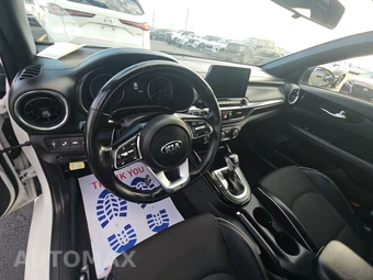 2021 Kia Forte GT-Line - miniatura 11