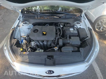 2021 Kia Forte GT-Line – miniatura 15