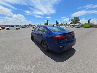 2021 Kia Forte GT-Line – miniatura 2