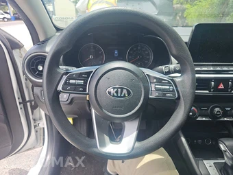 2021 Kia Forte LXS – miniatura 10