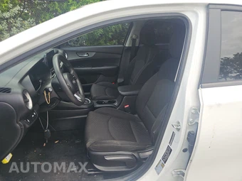 2021 Kia Forte LXS – miniatura 7