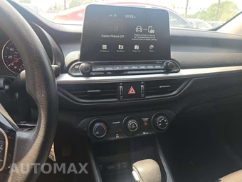 2021 Kia Forte LXS – miniatura 10
