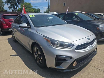2021 Kia Forte LXS – miniatura 4
