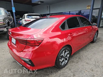 2021 Kia Forte LXS - miniatura 4