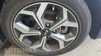 2021 Kia Forte LXS - miniatura 27