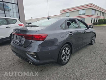 2021 Kia Forte LXS – miniatura 3
