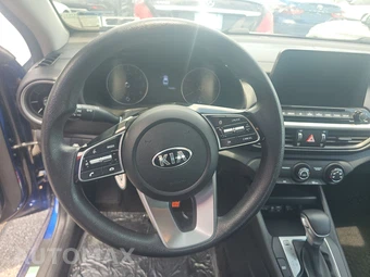 2021 Kia Forte LXS - miniatura 10