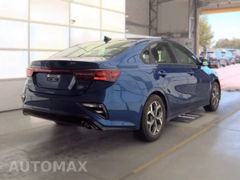 2021 Kia Forte LXS - miniatura 4