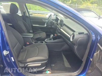 2021 Kia Forte LXS - miniatura 8