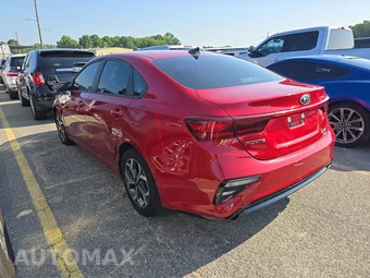 2021 Kia Forte LXS – miniatura 6