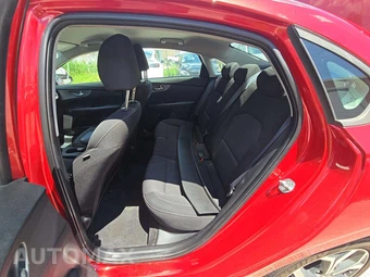2021 Kia Forte LXS – miniatura 10