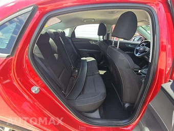 2021 Kia Forte LXS – miniatura 13