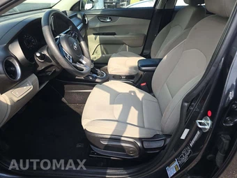 2021 Kia Forte LXS – miniatura 6