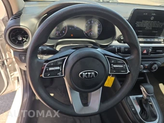 2021 Kia Forte LXS – miniatura 10
