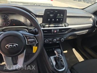 2021 Kia Forte LXS – miniatura 11