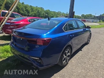 2021 Kia Forte LXS - miniatura 4