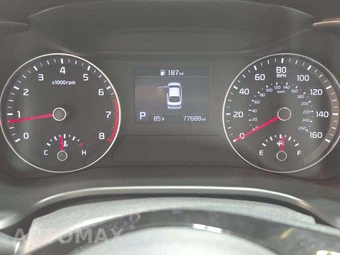 2021 Kia Forte LXS – miniatura 9