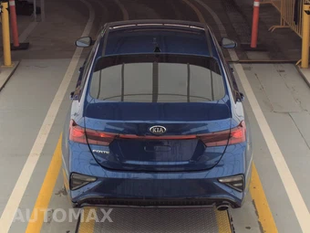 2021 Kia Forte LXS - miniatura 5