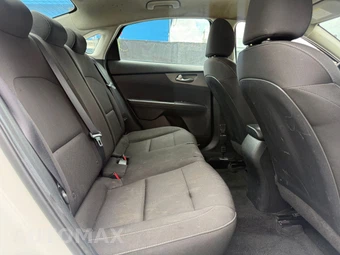2021 Kia Forte LXS - miniatura 12
