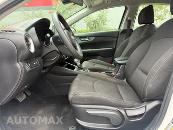 2021 Kia Forte LXS - miniatura 9