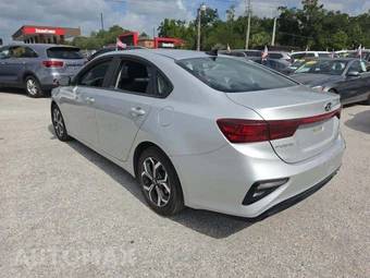 2021 Kia Forte LXS – miniatura 2