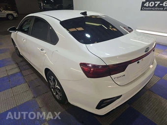 2021 Kia Forte LXS – miniatura 2