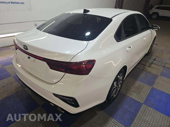 2021 Kia Forte LXS – miniatura 3
