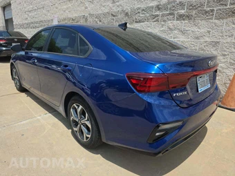 2021 Kia Forte LXS – miniatura 2
