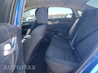 2021 Kia Forte LXS - miniatura 13