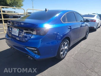 2021 Kia Forte LXS - miniatura 4