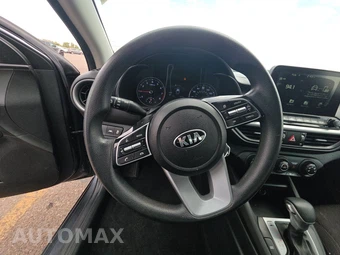 2021 Kia Forte LXS - miniatura 10
