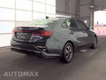 2021 Kia Forte LXS - miniatura 4