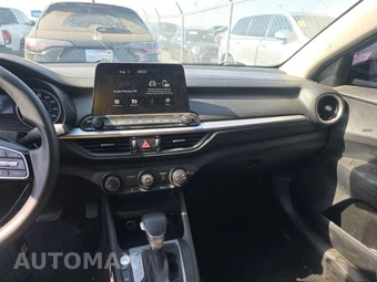 2021 Kia Forte LXS - miniatura 11