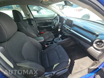 2021 Kia Forte LXS - miniatura 8