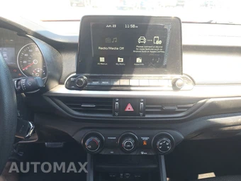 2021 Kia Forte LXS – miniatura 11