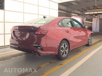 2021 Kia Forte LXS – miniatura 4
